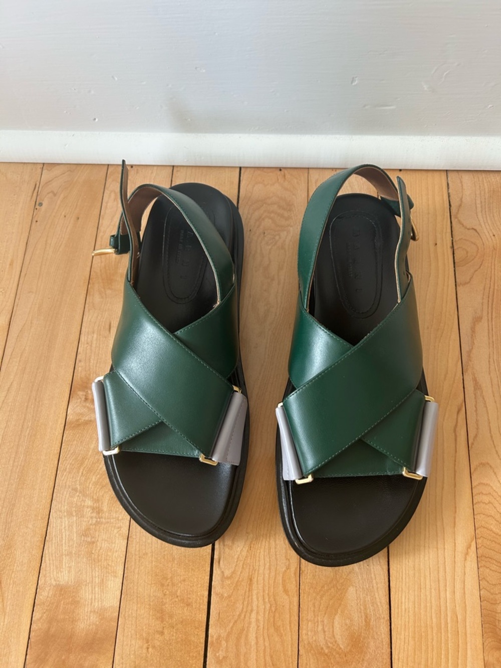 Marni Fussbett Crisscross Strap Sandals - 39